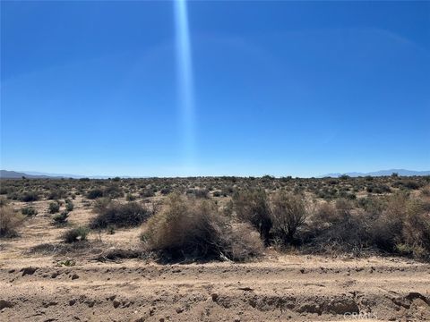 Photo of 0 Zephyr, Helendale, CA 92342 (MLS # SB26083929)