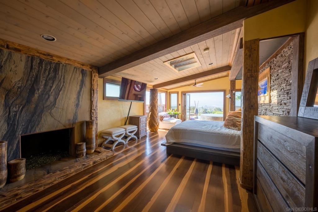 Pacific Beach - Residential Lease