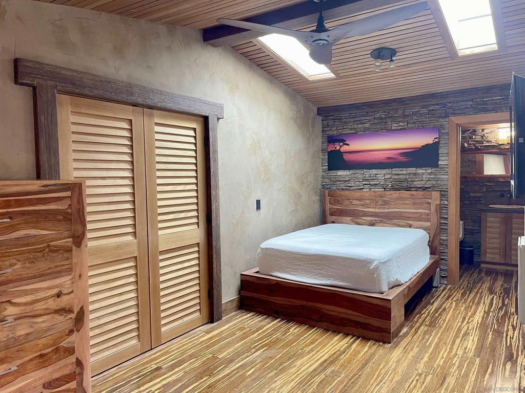 Pacific Beach - Residential Lease