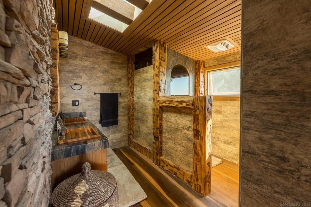 Pacific Beach - Residential Lease