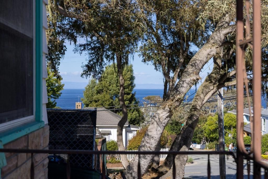 Photo of 306 9th Street, Pacific Grove, CA 93950 (MLS # ML82025155)