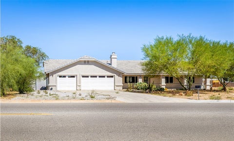 Photo of 14626 Luna RD, Victorville, CA 92392 (MLS # PW26196120)