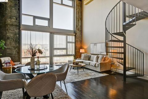 Photo of 311 Oak St ST #Pent 9, Oakland, CA 94607 (MLS # 41136469)