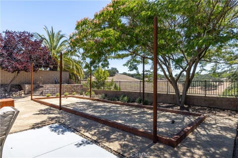 Tiny photo for 915 Vista Cerro Drive, Paso Robles, CA 93446 (MLS # NS26142123)