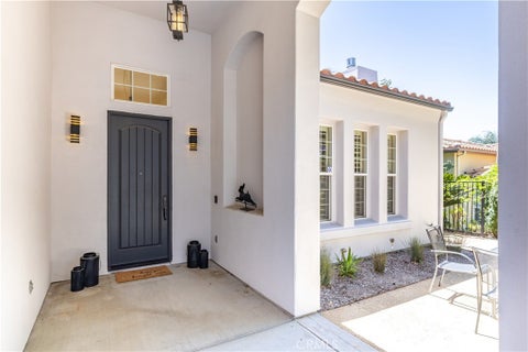 Tiny photo for 915 Vista Cerro Drive, Paso Robles, CA 93446 (MLS # NS26142123)