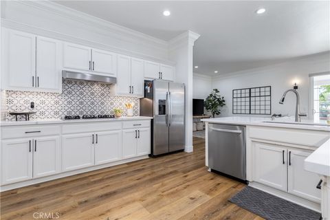Tiny photo for 915 Vista Cerro Drive, Paso Robles, CA 93446 (MLS # NS26142123)