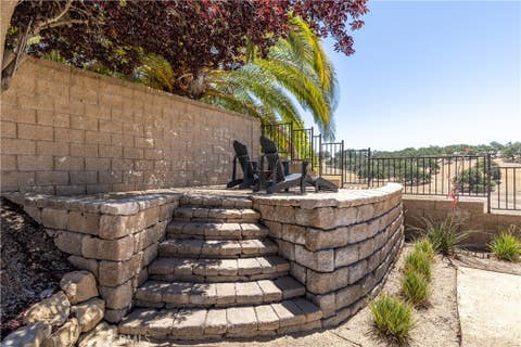 Tiny photo for 915 Vista Cerro Drive, Paso Robles, CA 93446 (MLS # NS26142123)
