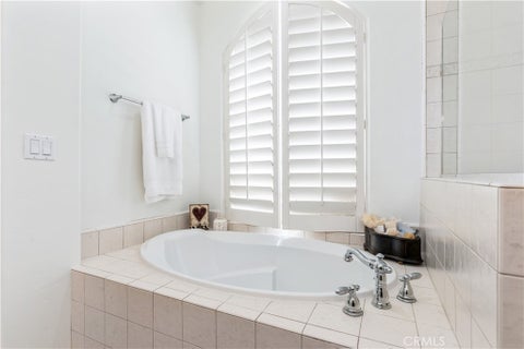Tiny photo for 915 Vista Cerro Drive, Paso Robles, CA 93446 (MLS # NS26142123)