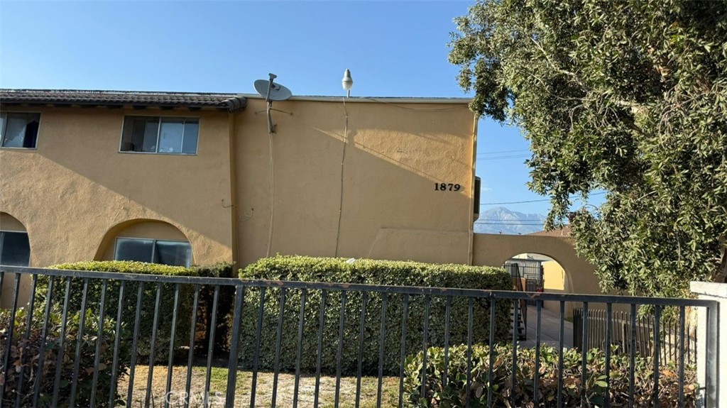 - Residential Lease