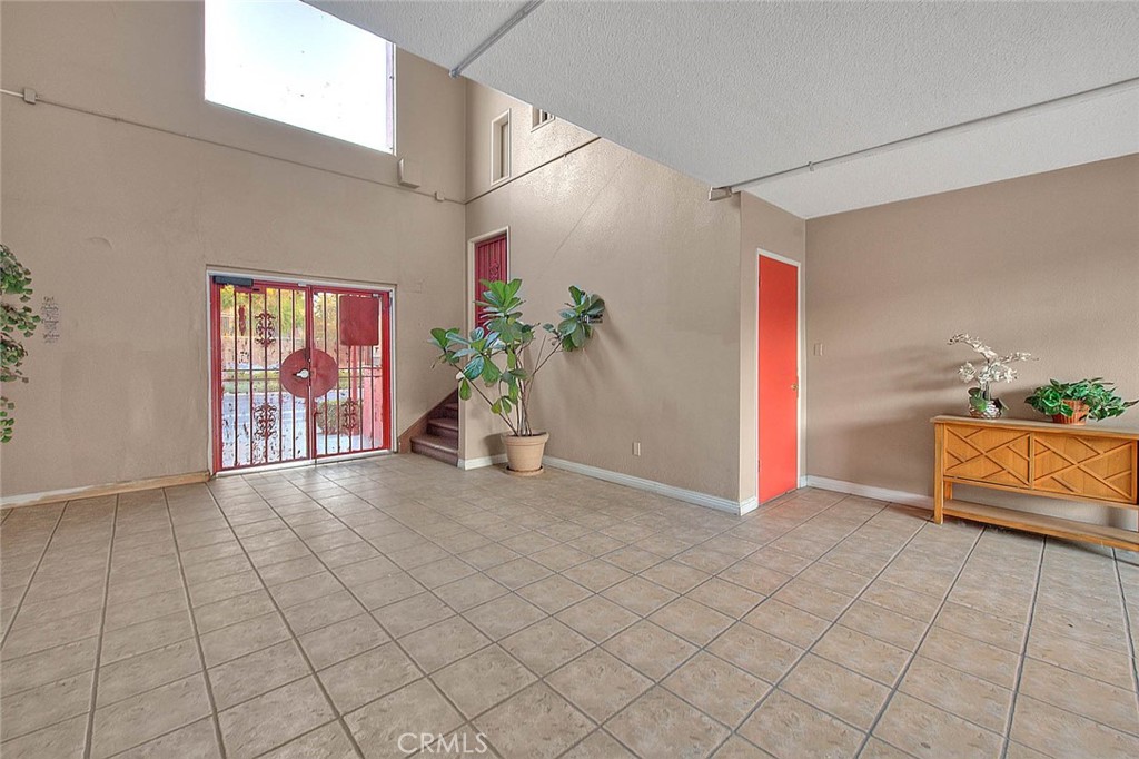 North Long Beach (NLB) - Residential Lease