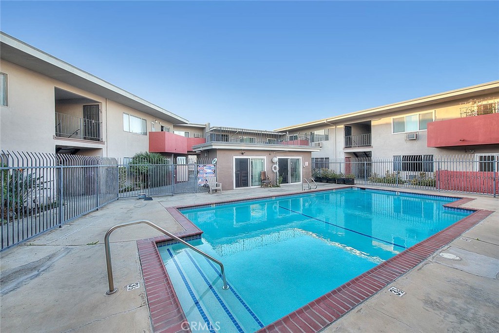 North Long Beach (NLB) - Residential Lease