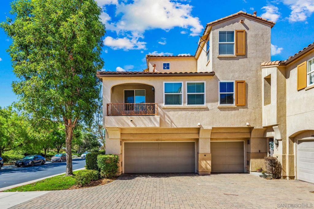 977 Pearleaf Ct