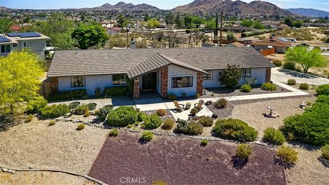 15381 Otomian Road Apple Valley CA 92307