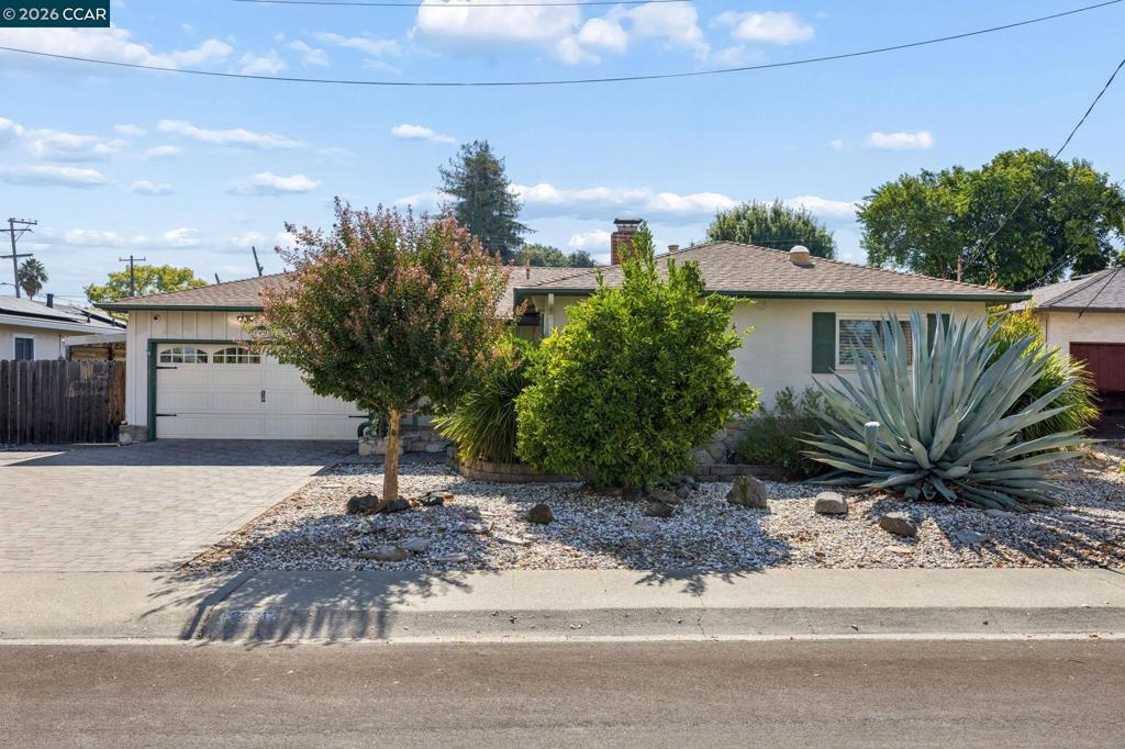3926 Beechwood Dr