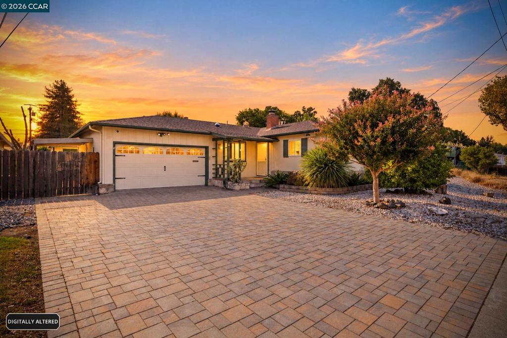 3926 Beechwood Dr