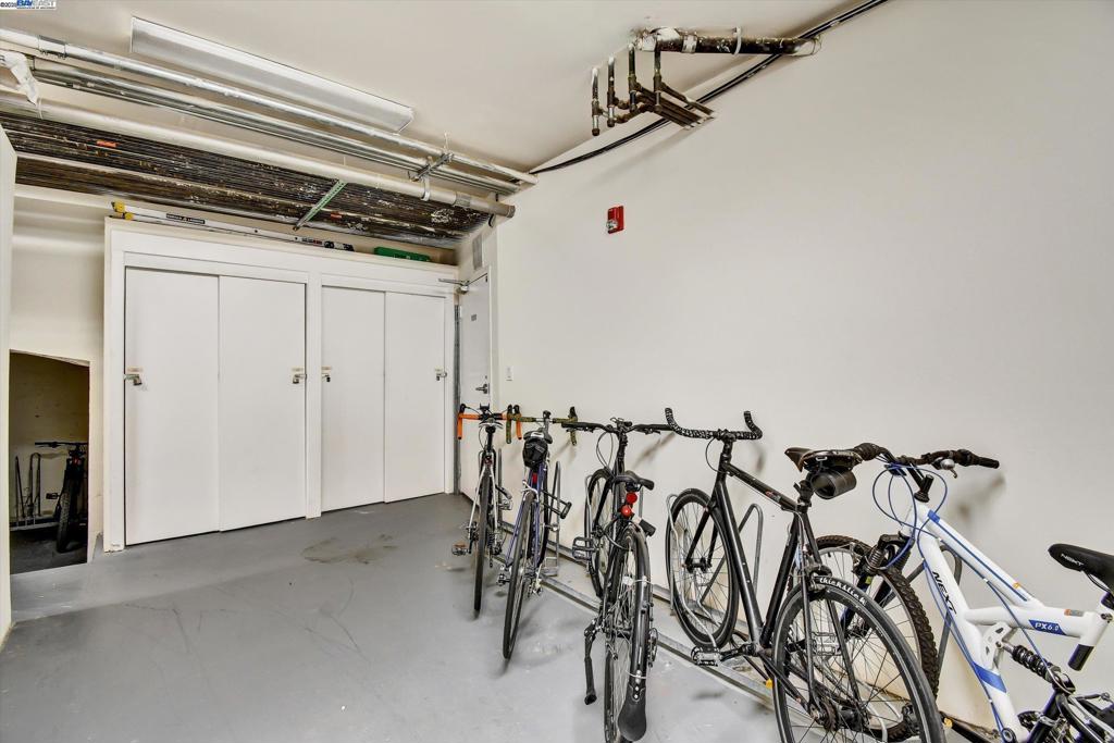 NOB HILL - Residential