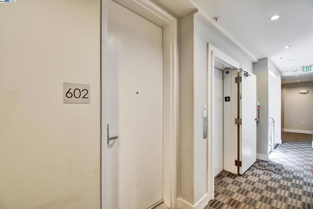 NOB HILL - Residential