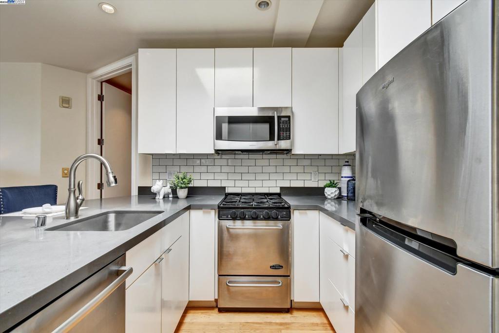 NOB HILL - Residential