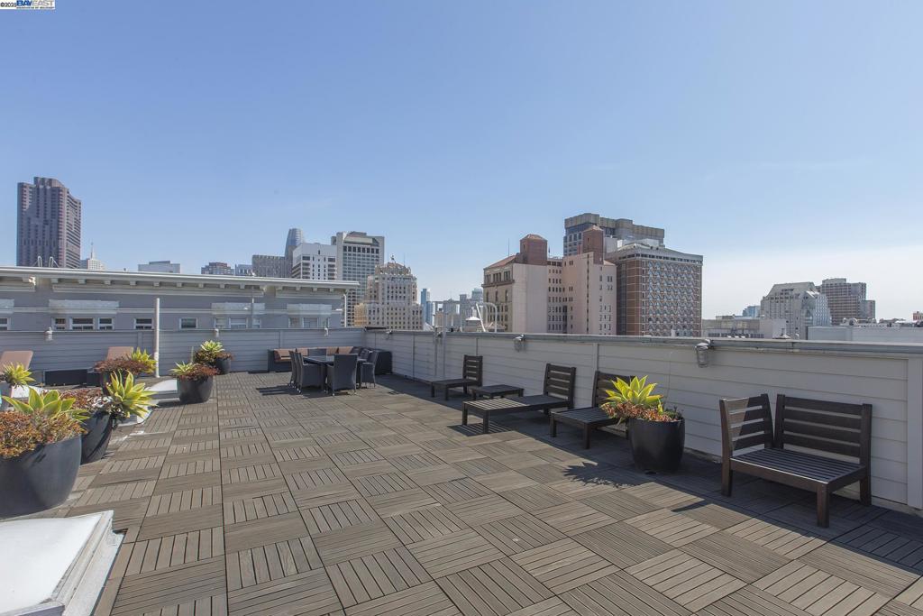 NOB HILL - Residential