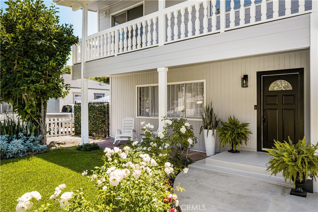 1314 N Flower