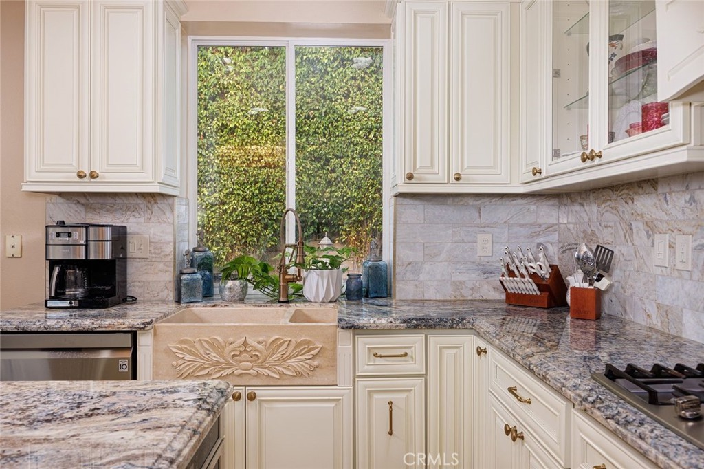 Knolls (KNOL) - Residential