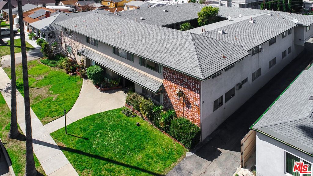 401 Raymond Avenue