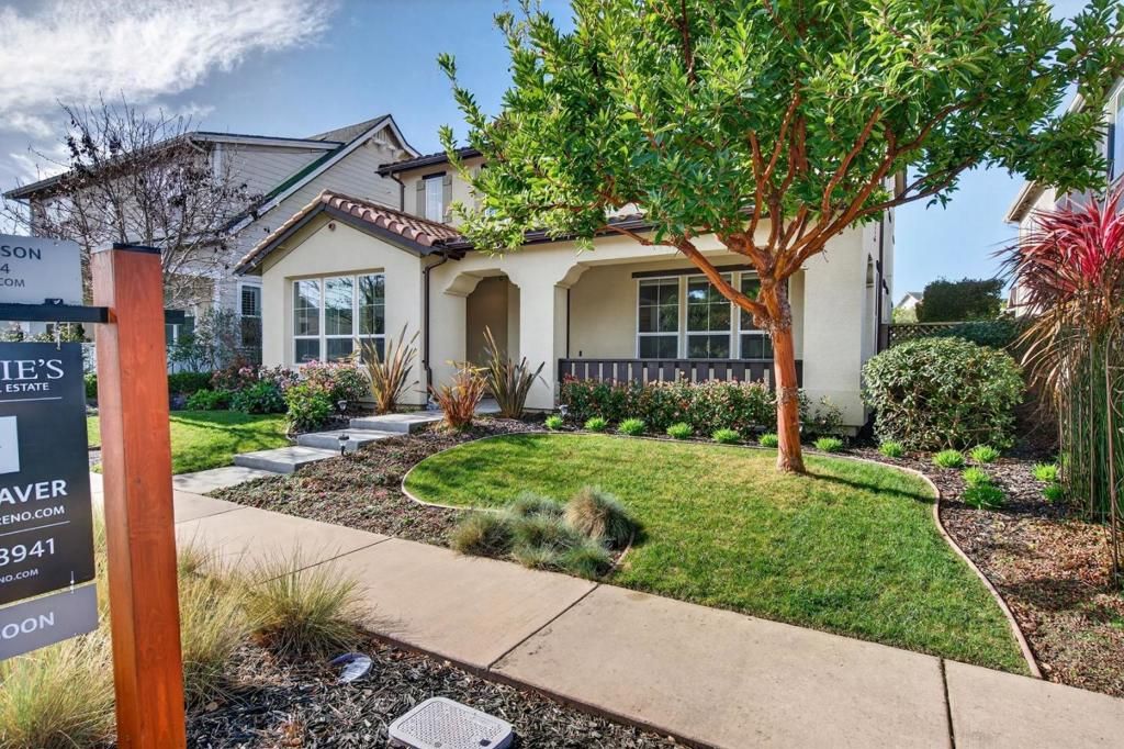 Photo of 13126 Chamberlain Avenue, Marina, CA 93933 (MLS # ML82037230)