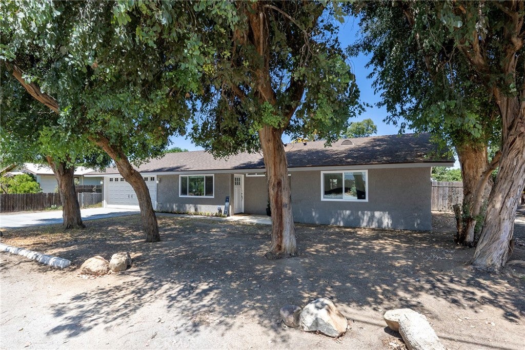 31106 Lakeview E