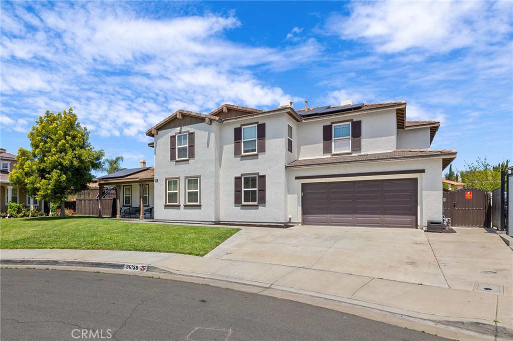 30138 Beeswing