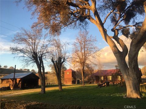 Photo of 3470 Ranchita Cyn Rd Rd, San Miguel, CA 93451 (MLS # NS25074868) Photo of 3470 Ranchita Cyn Rd Rd, San Miguel, CA 93451 (MLS # NS25074868)