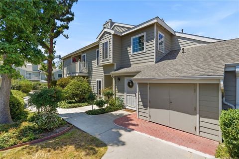 Photo of 6628 Clybourn Avenue #130, North Hollywood, CA 91606 (MLS # SR26104551)