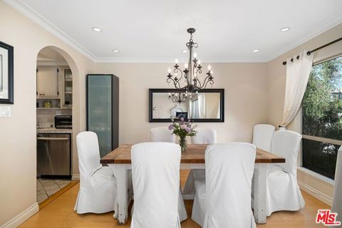 Tiny photo for 11965 Gorham Avenue #504, Los Angeles, CA 90049 (MLS # 26646015)