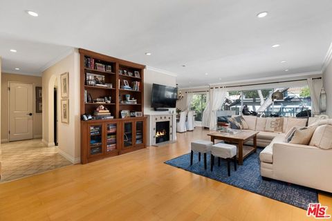 Tiny photo for 11965 Gorham Avenue #504, Los Angeles, CA 90049 (MLS # 26646015)