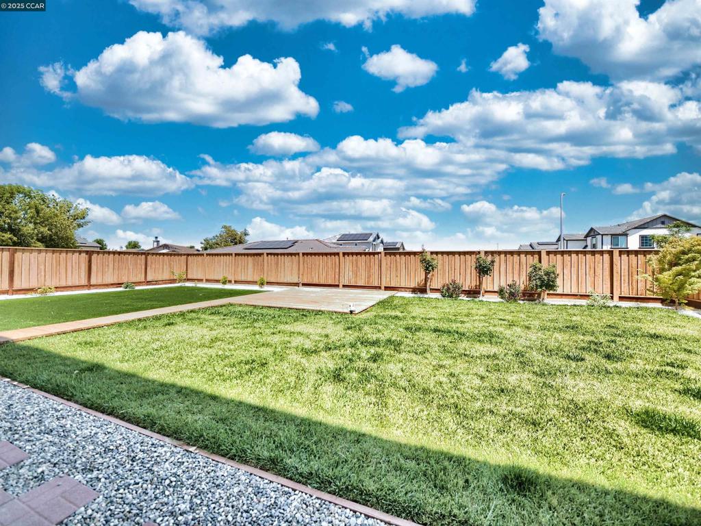 DEER VALLEY - Residential