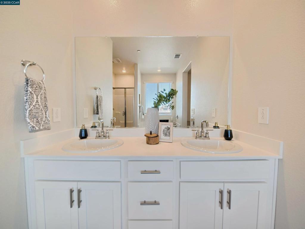 DEER VALLEY - Residential