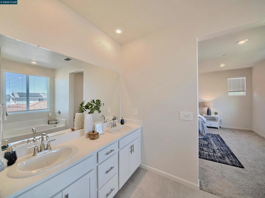 DEER VALLEY - Residential