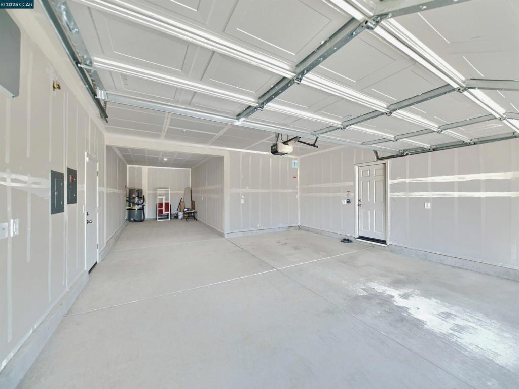 DEER VALLEY - Residential