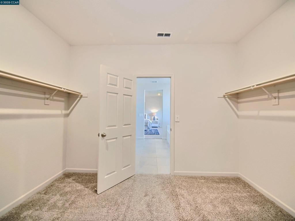 DEER VALLEY - Residential