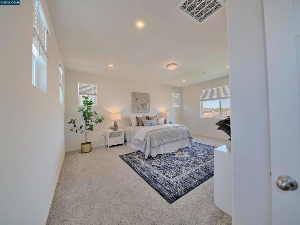 DEER VALLEY - Residential