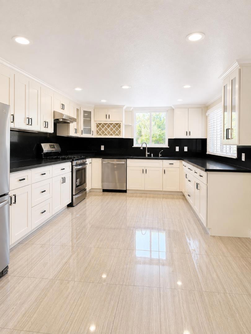 3637 Snell Avenue 231