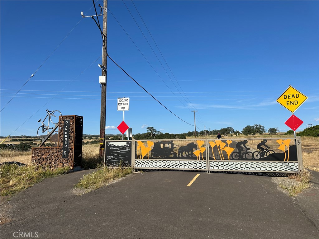 0 5.9 AC Corner of Yosemite & Humboldt Rd