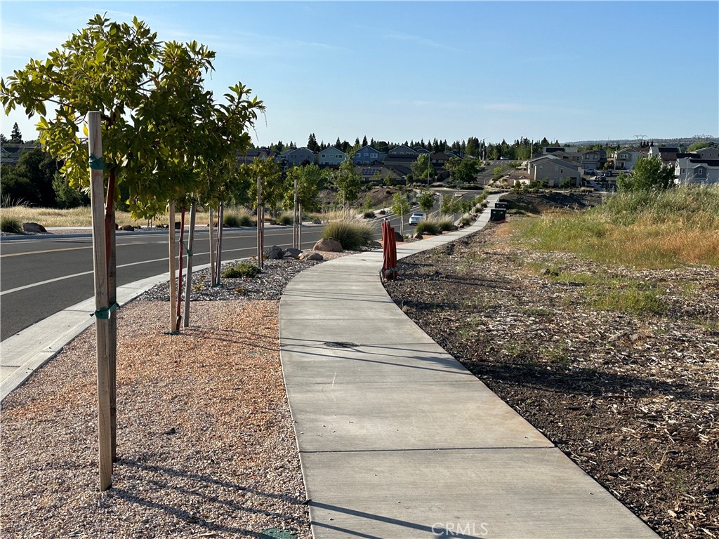 0 5.9 AC Corner of Yosemite & Humboldt Rd