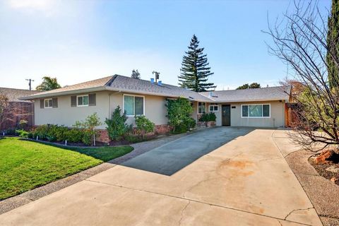 Photo of 1525 S Mary Avenue, Sunnyvale, CA 94087 (MLS # ML82034622)