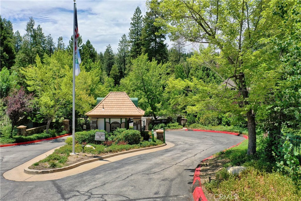 Arrowhead Woods (AWHW) - Land