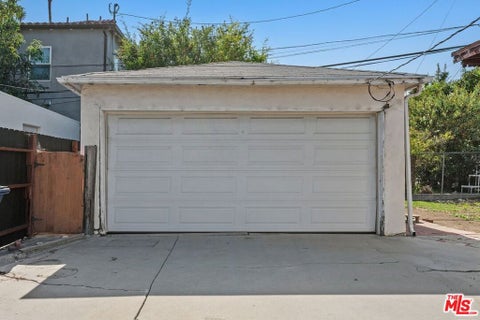 Tiny photo for 3011 Sentney Avenue, Culver City, CA 90232 (MLS # 26988047)