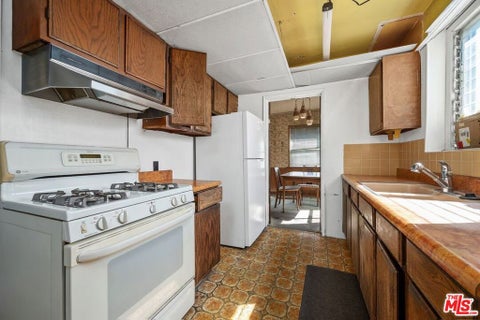 Tiny photo for 3011 Sentney Avenue, Culver City, CA 90232 (MLS # 26988047)