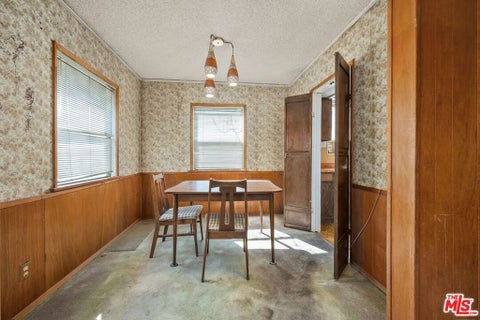 Tiny photo for 3011 Sentney Avenue, Culver City, CA 90232 (MLS # 26988047)