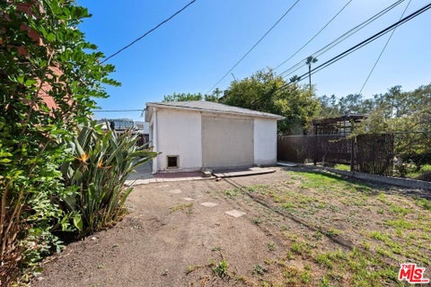 Tiny photo for 3011 Sentney Avenue, Culver City, CA 90232 (MLS # 26988047)