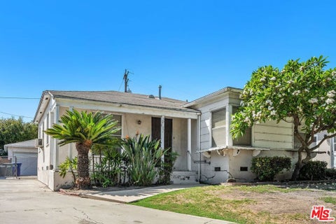 Tiny photo for 3011 Sentney Avenue, Culver City, CA 90232 (MLS # 26988047)