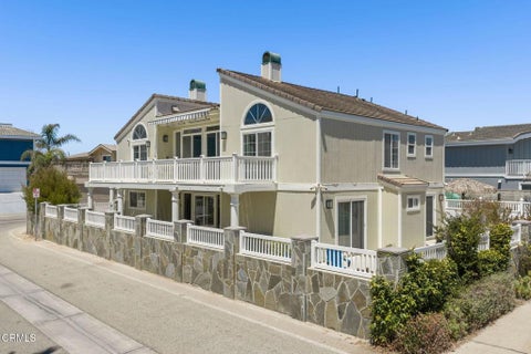Photo of 1410 Marine Way, Oxnard, CA 93035 (MLS # V1-37772)